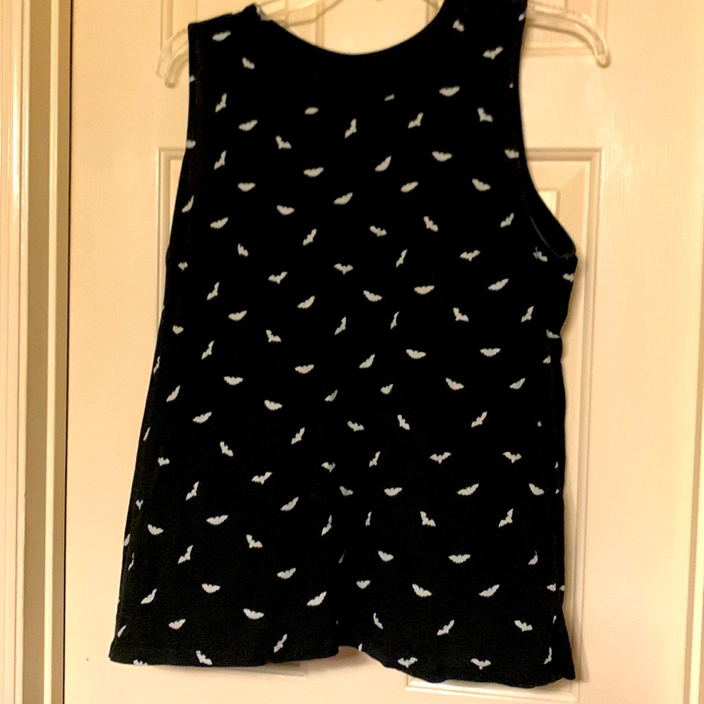 Black tank with white bats